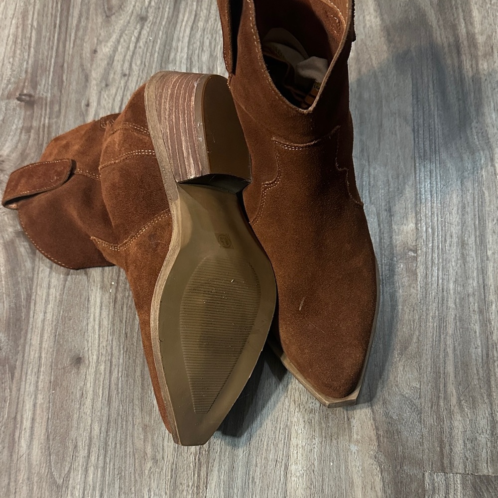 Steve Madden Chestnut Suede Ankle Boots - Picture 4 of 10